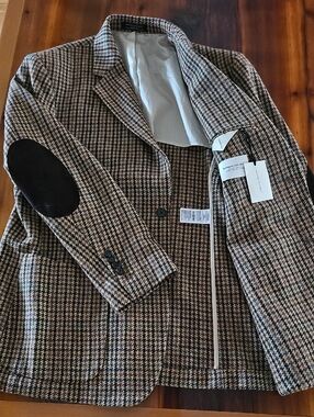Banana Republic Houndstooth Blazer in Brown and Black with Elbow Patches